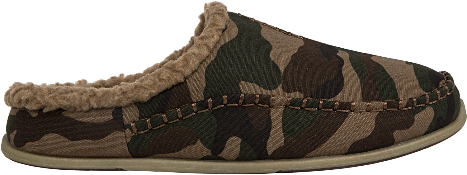 Deer Stags Men s Slipperooz Nordic Camo Slippers Academy