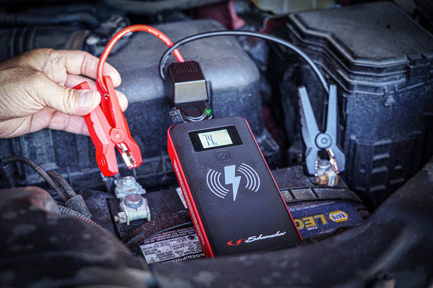 Schumacher Electric SL1452 2000 Peak Amp Lithium Ion Jump Starter                                                                - view number 5