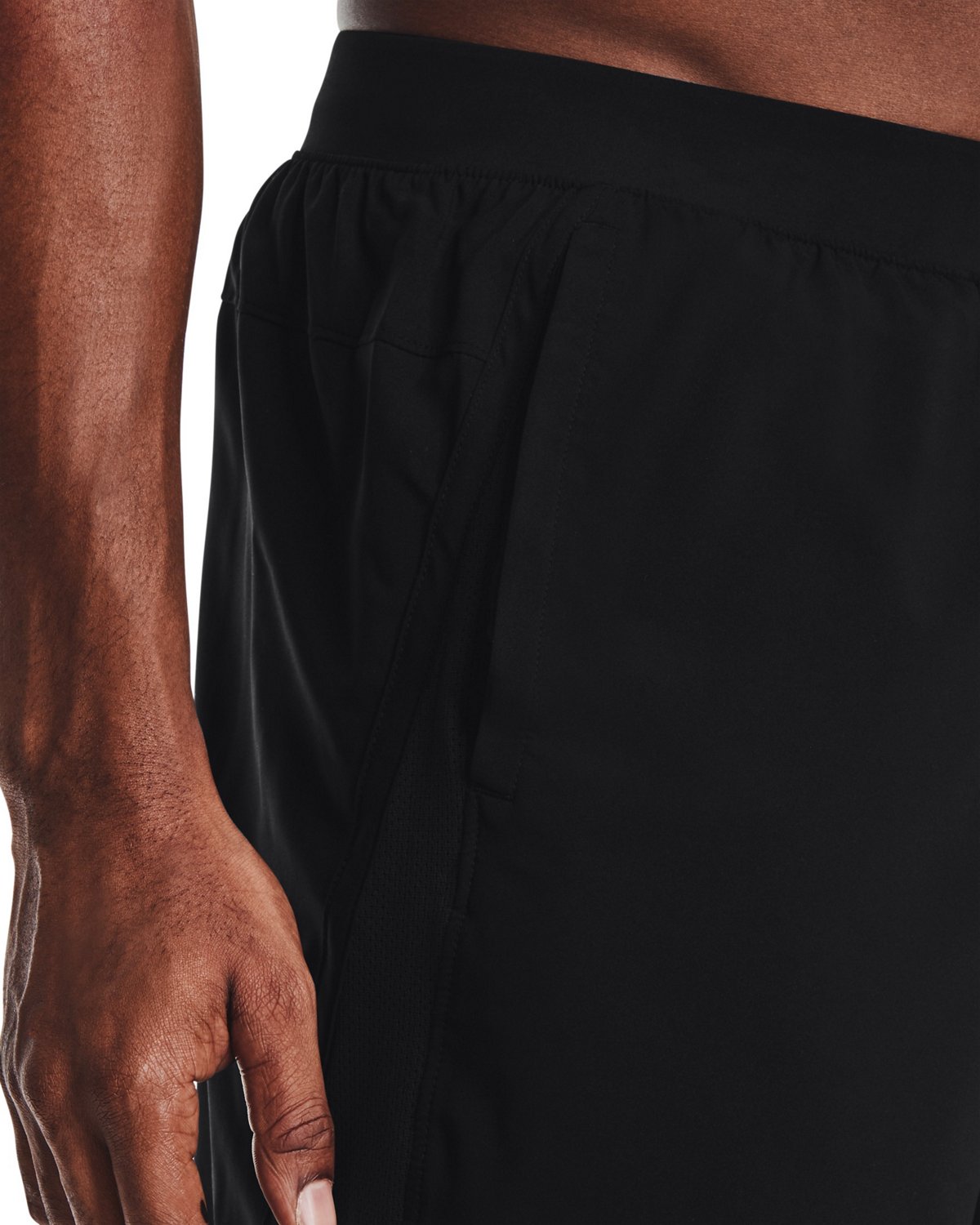 Under Armour Men's Launch SW 7 in Running Shorts - view number 3