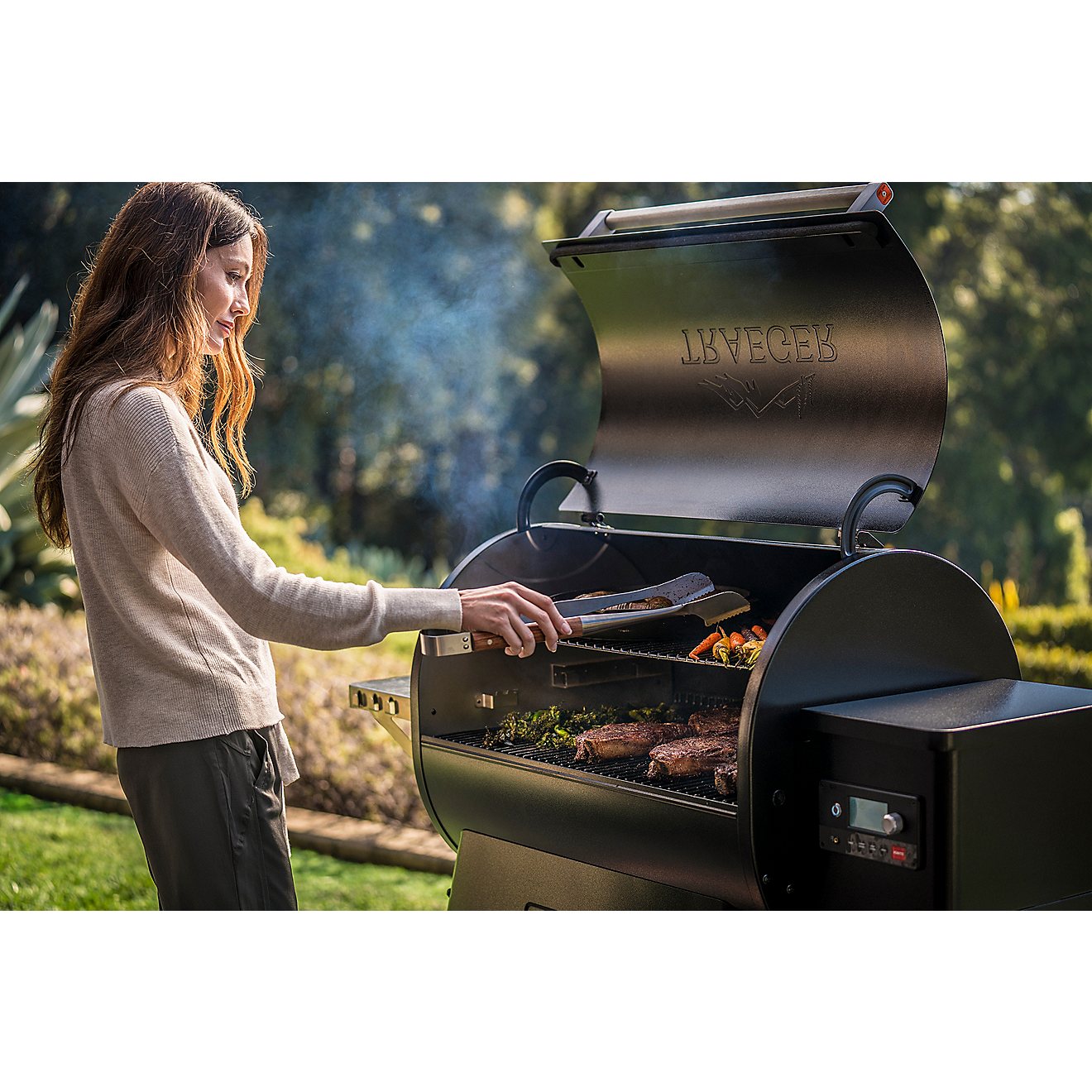 Traeger Ironwood 885 Wood Pellet Grill                                                                                           - view number 7