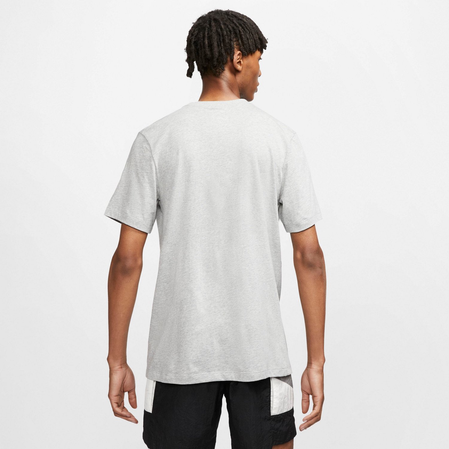 Nike Men's Sportswear Club Graphic T-shirt - view number 2