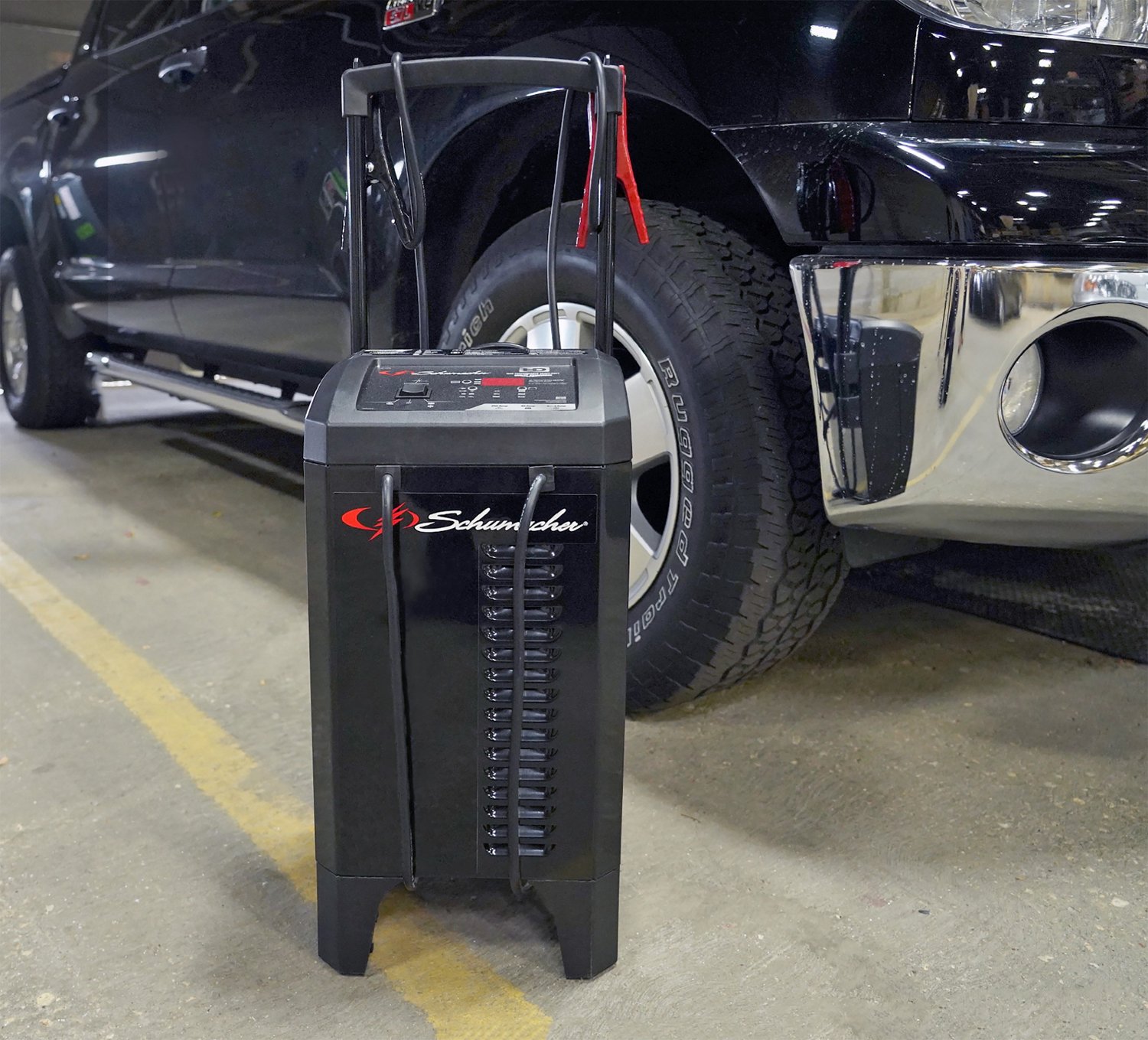 Schumacher Electric SC1325 250A 6/12V Battery Charger