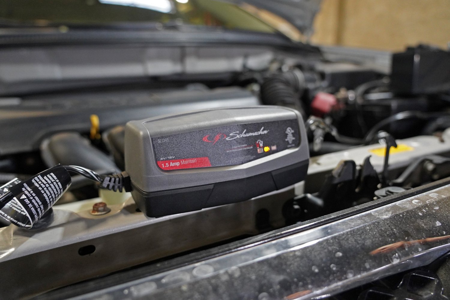 Schumacher Electric SC1343 1.5A 6V/12V Fully Automatic Battery Maintainer                                                        - view number 4