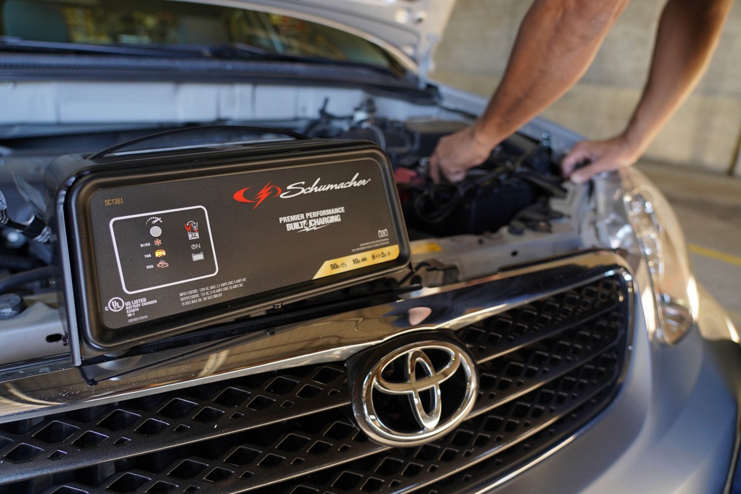 Schumacher Electric SC1361 50A 12V Fully Automatic Battery Charger                                                               - view number 3