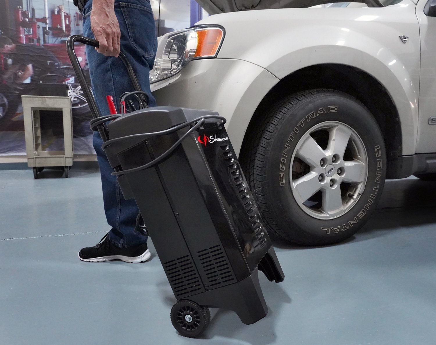 Schumacher Electric SC1324 200A 12V Automatic Battery Charger                                                                    - view number 3