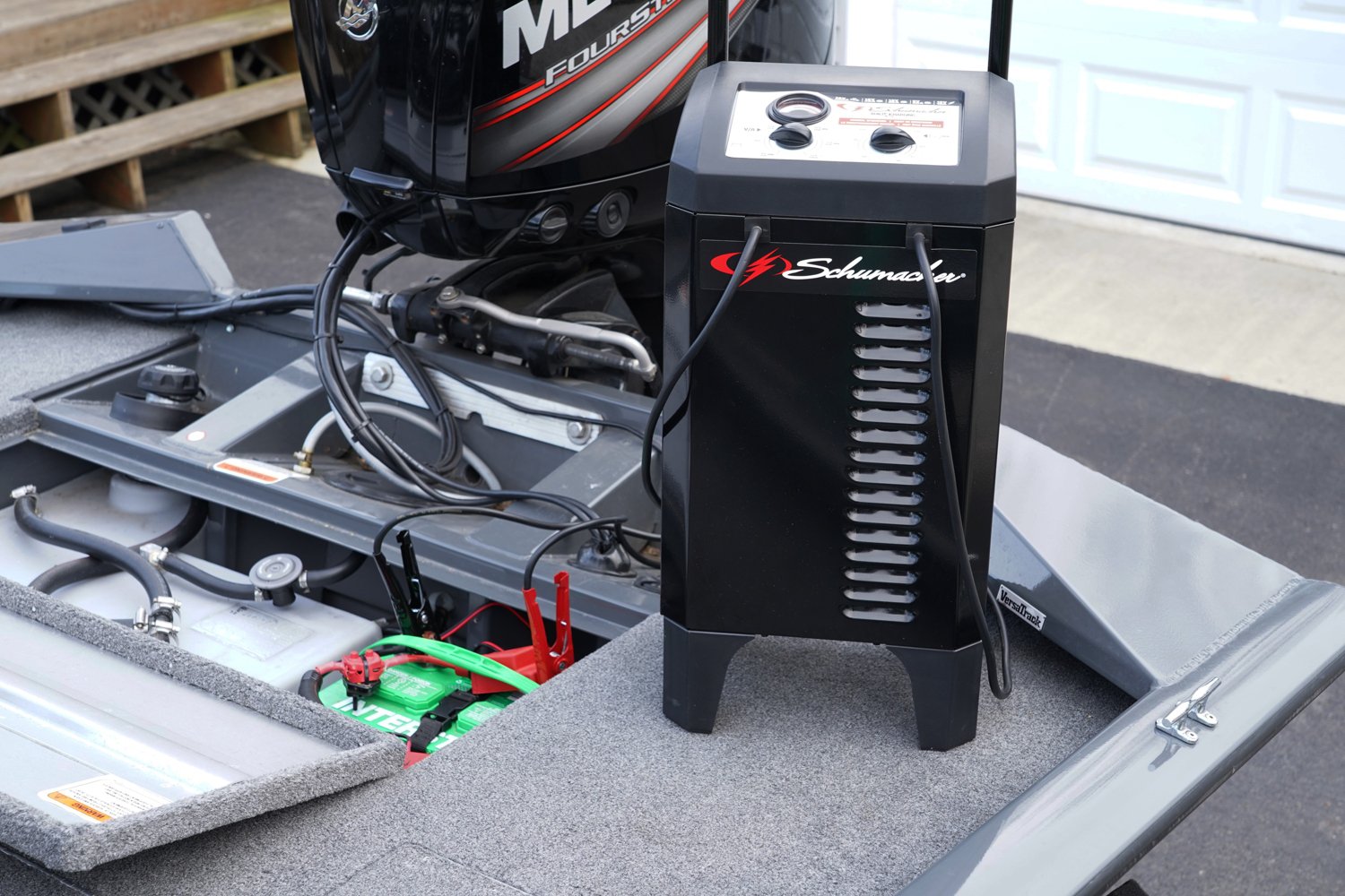 Schumacher Electric SC1446 200A 6/12V Manual Engine Starter - view number 3