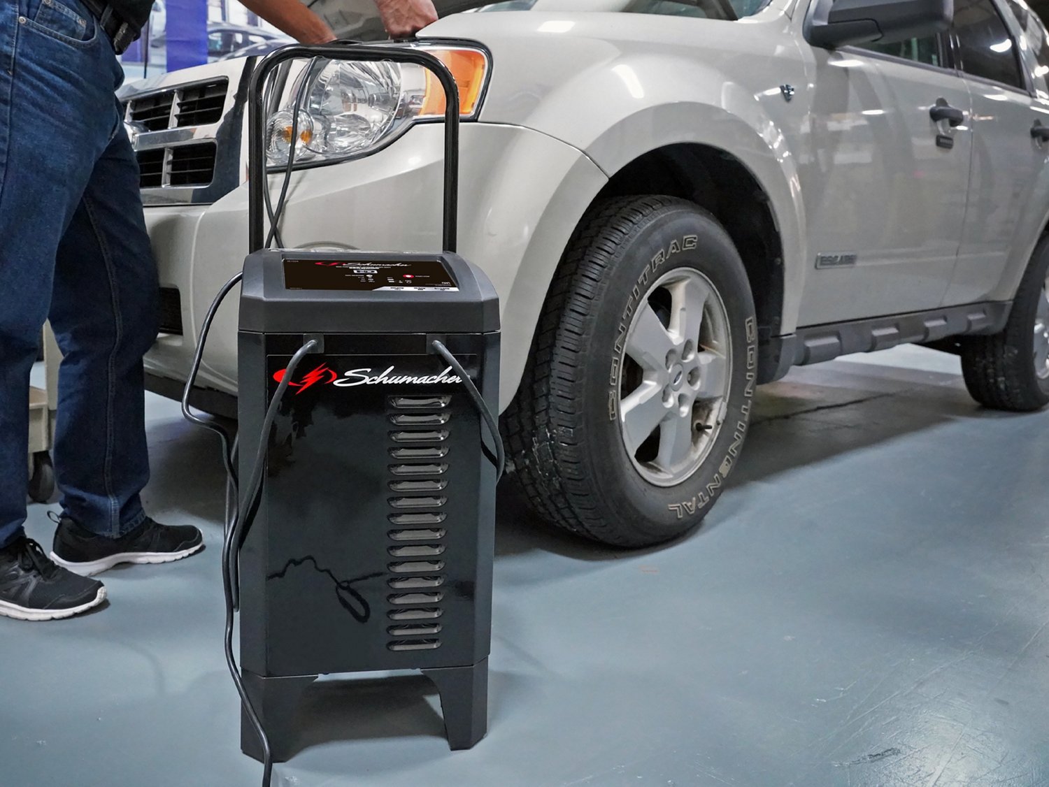 Schumacher Electric SC1324 200A 12V Automatic Battery Charger                                                                    - view number 4