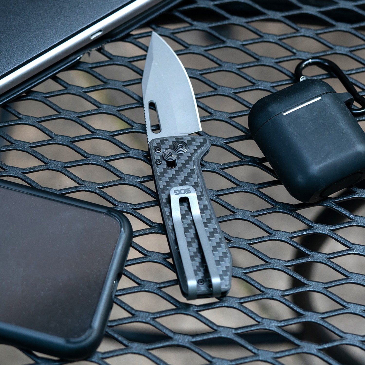 SOG Ultra XR Knife                                                                                                               - view number 7