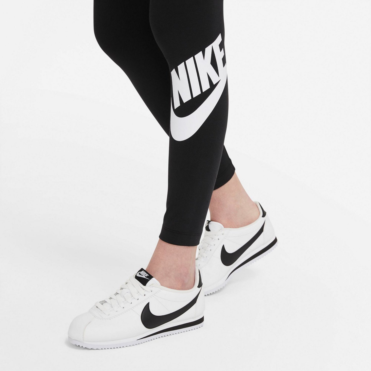 Nike Women’s Sportswear Essential Futura High-Rise Leggings - view number 4