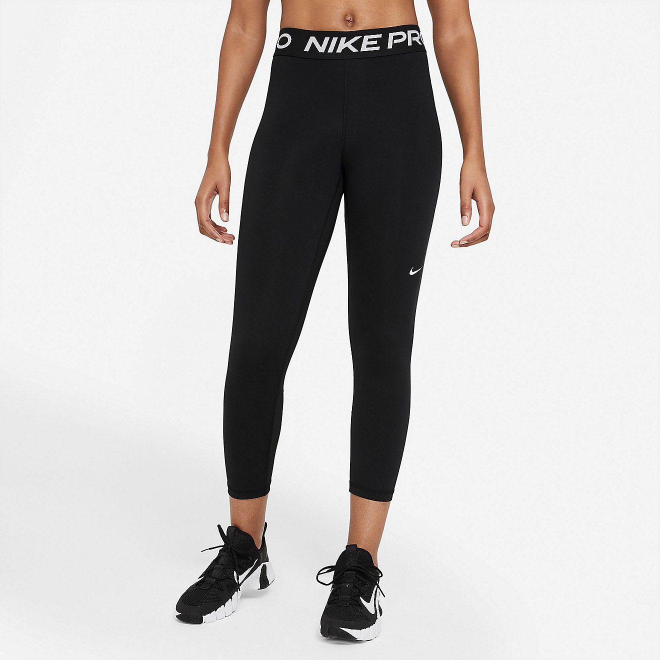 Nike Women's Pro Crop Plus Size Leggings | Academy