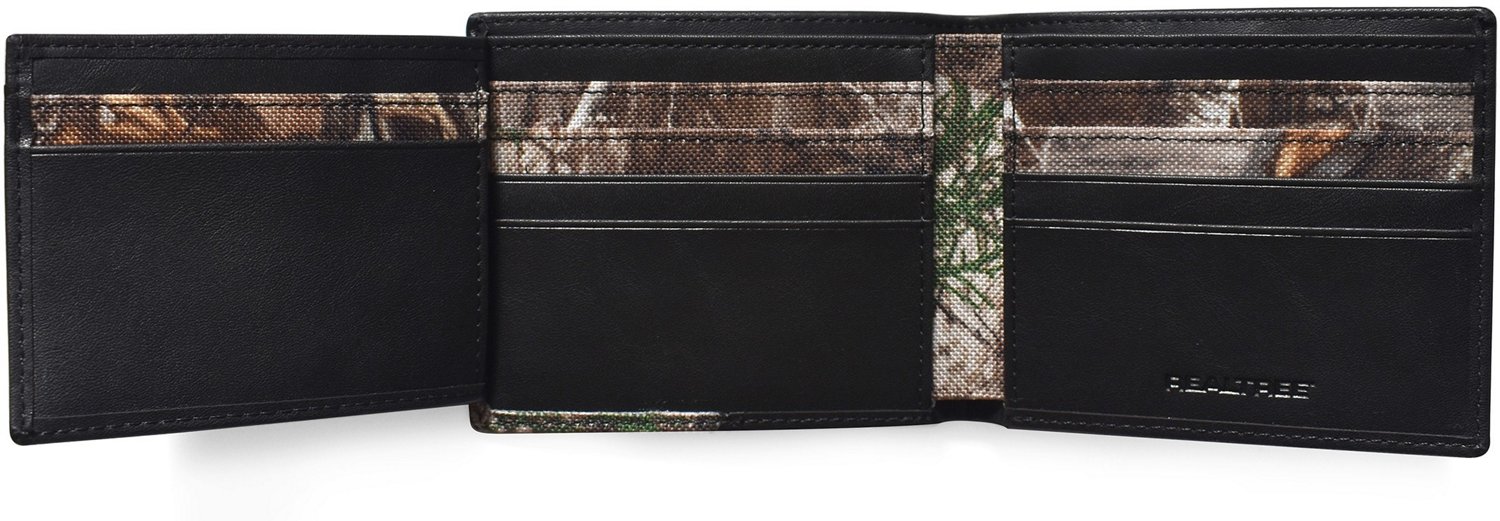 Realtree Men's Edge RFID Passcase Wallet - view number 3