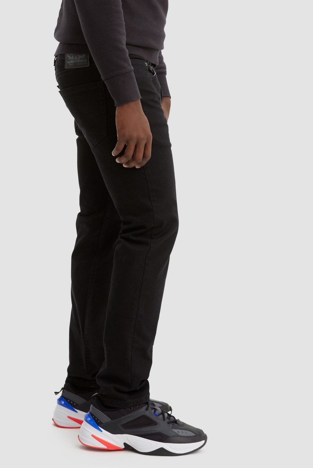 Levi's Men's 502 Regular 5-Pocket Taper Fit Jeans - view number 3