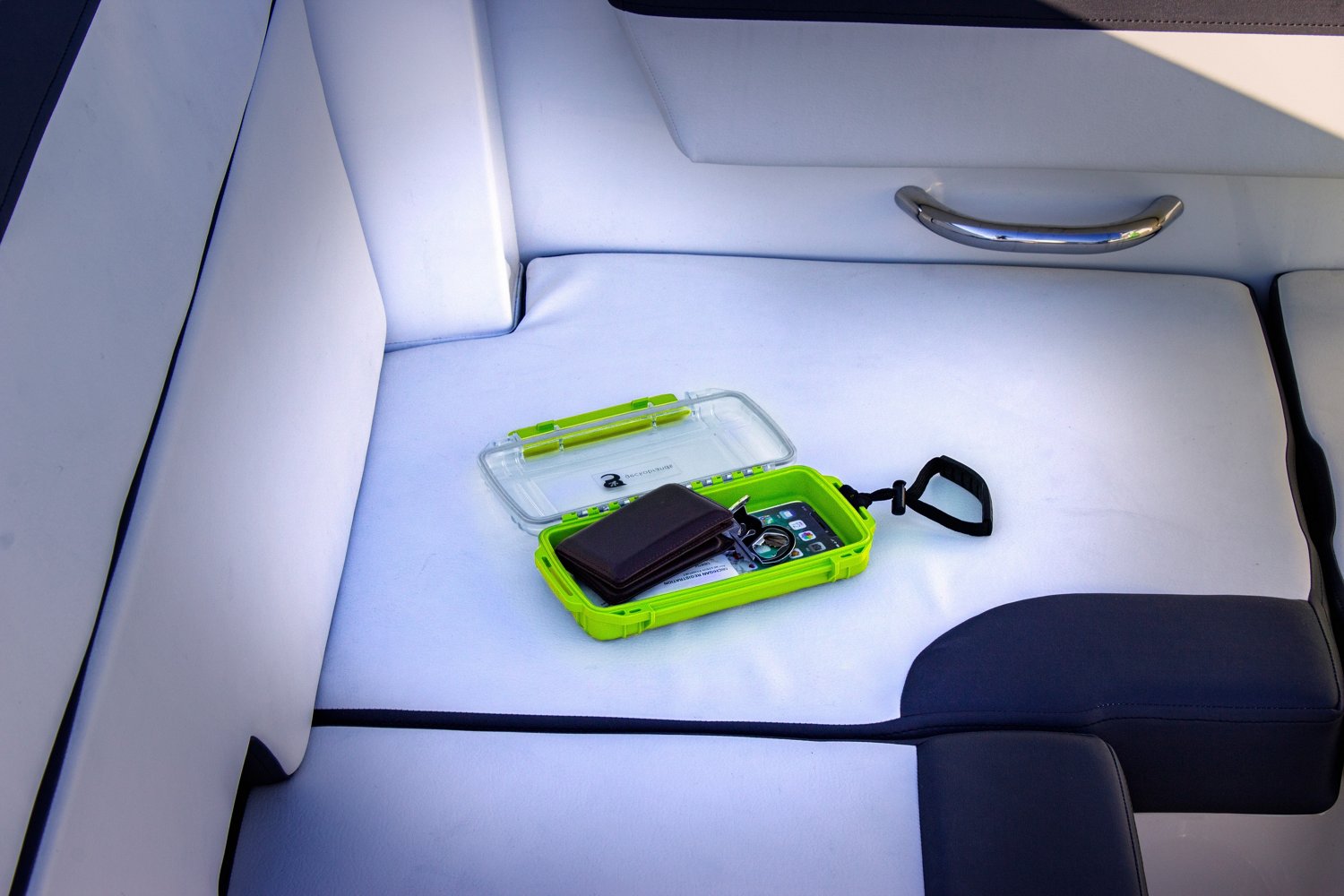geckobrands Medium Waterproof Dry Box - view number 4