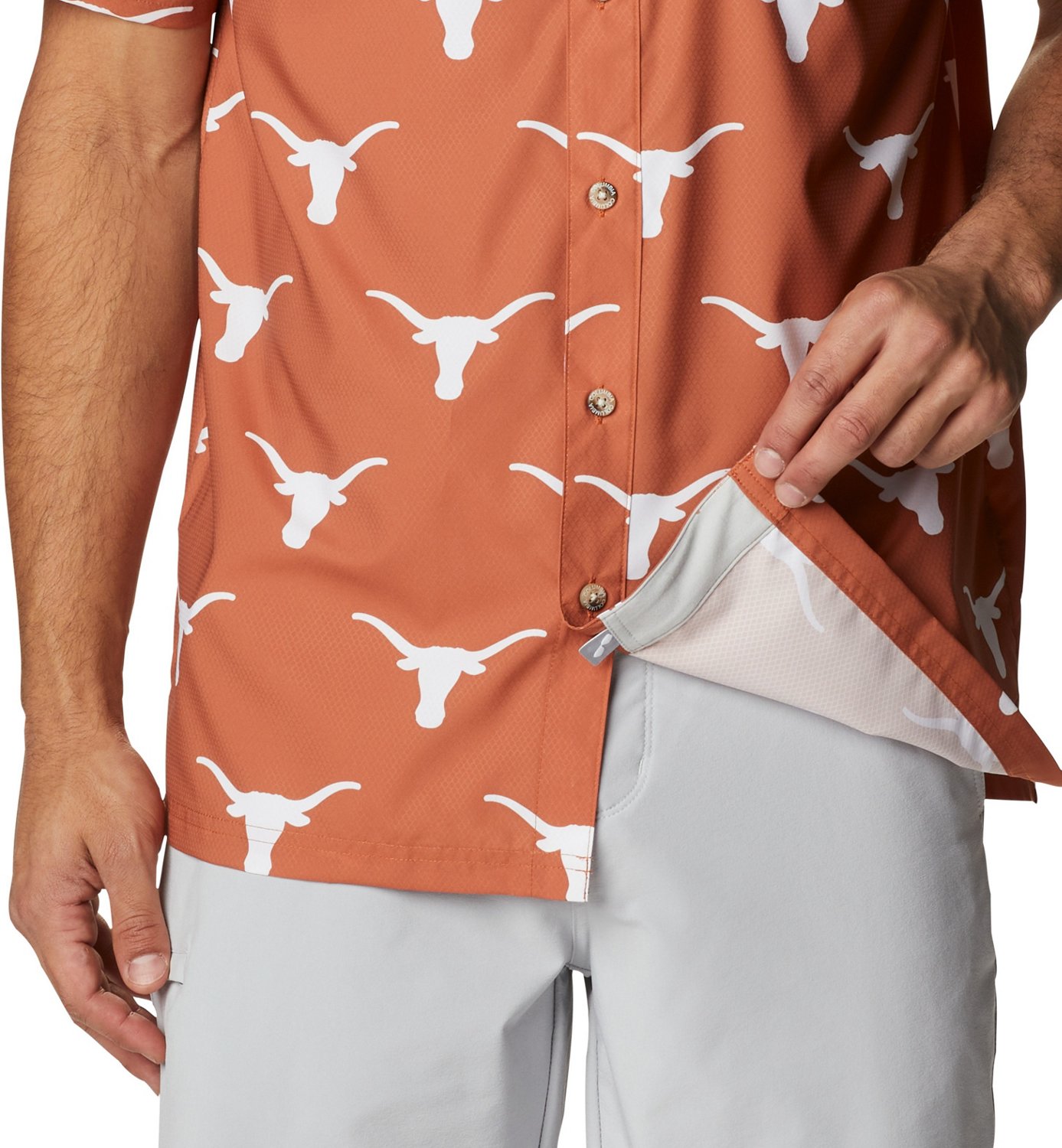 Columbia Sportswear Men's University of Texas CLG Super Slack Tide™ Logo Print Shirt                                           - view number 6