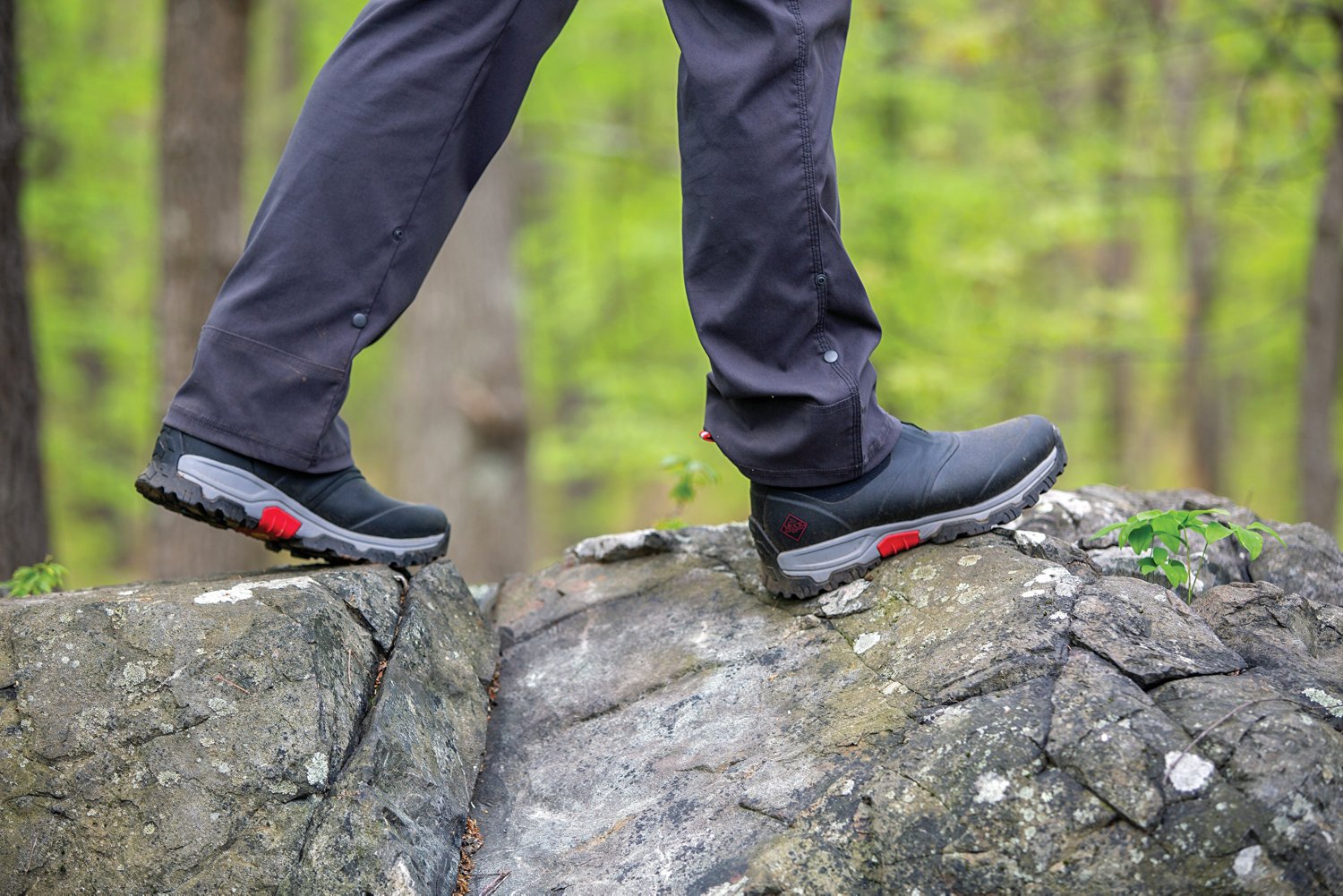 mens apex mid zip muck boot