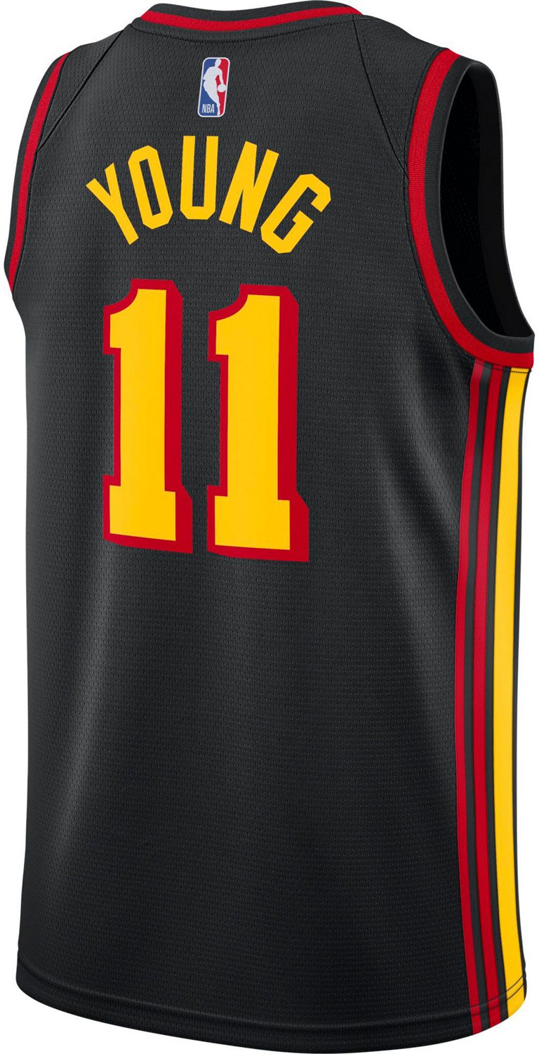 Jordan Men’s Atlanta Hawks Trae Young 11 Statement Swingman Dri-FIT Jersey - view number 2