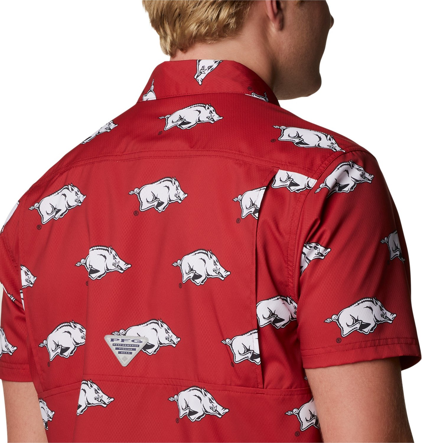 Columbia Sportswear Men's University of Arkansas CLG Super Slack Tide™ Logo Print Shirt - view number 4