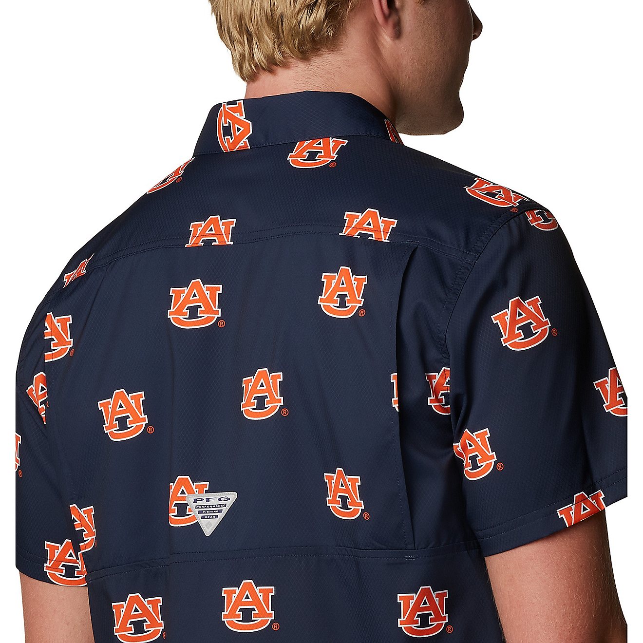 Columbia Sportswear Men's Auburn University CLG Super Slack Tide™ Logo Print Shirt                                             - view number 4