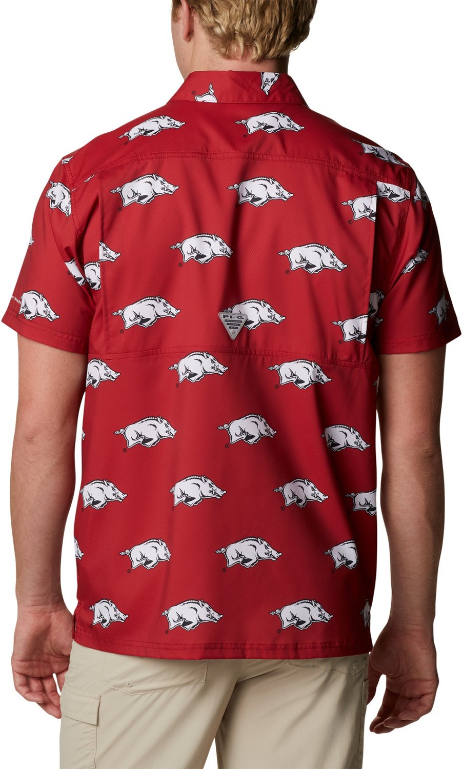 Columbia Sportswear Men's University of Arkansas CLG Super Slack Tide™ Logo Print Shirt - view number 2