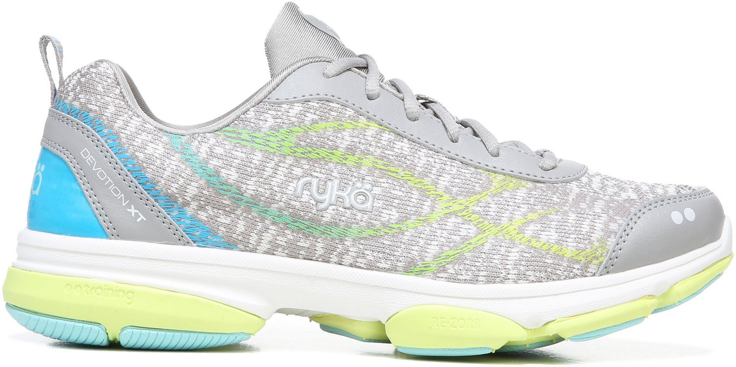 ryka women's devotion xt mid top training shoe