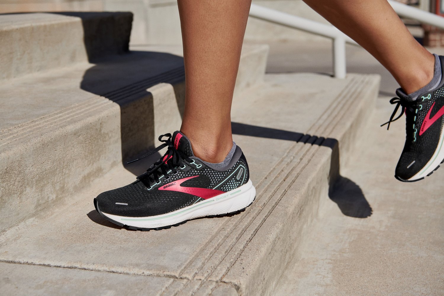 Brooks Women's Ghost 14 Running Shoes