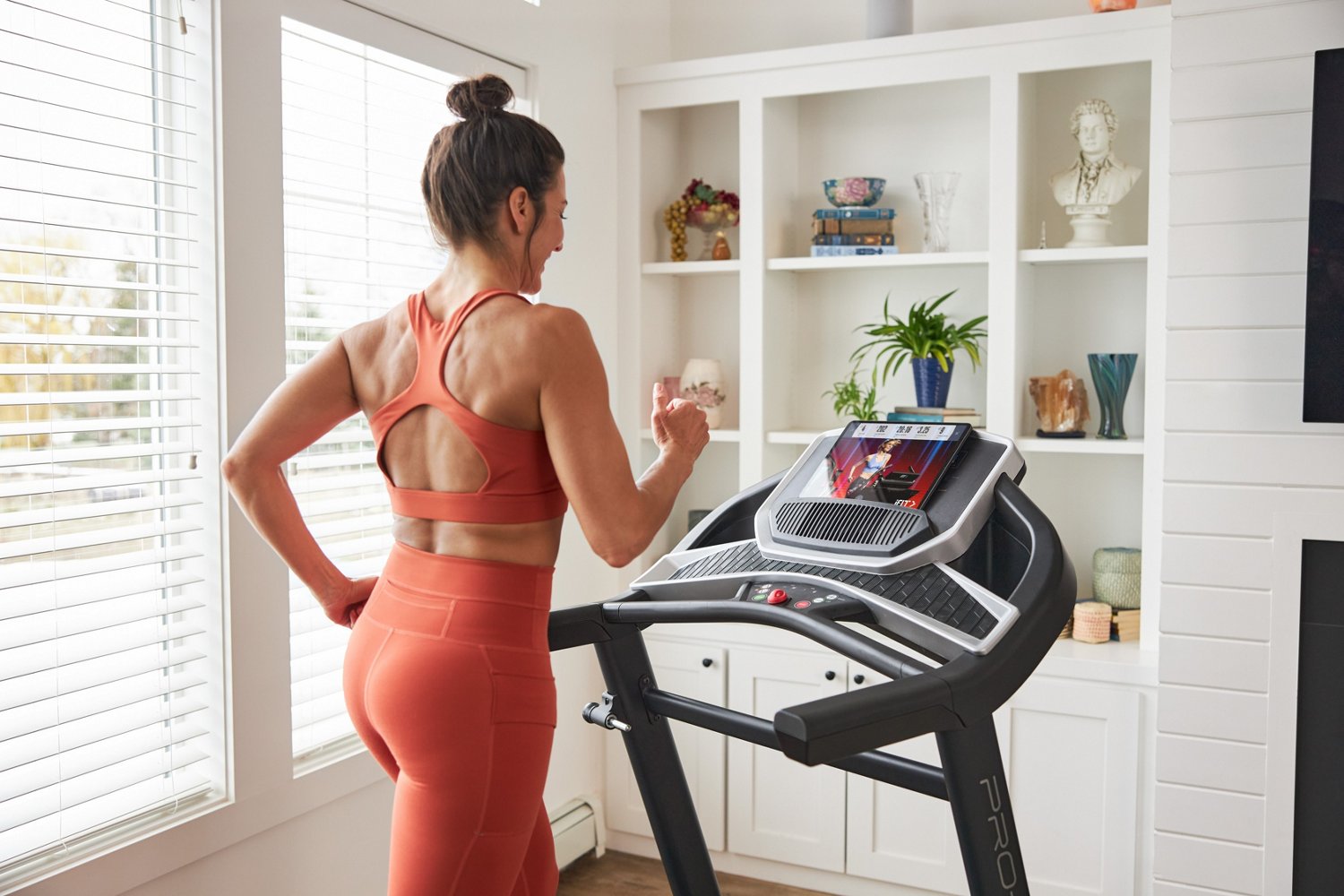 ProForm Sport 5.5 Treadmill with 30day iFit Subscription Academy