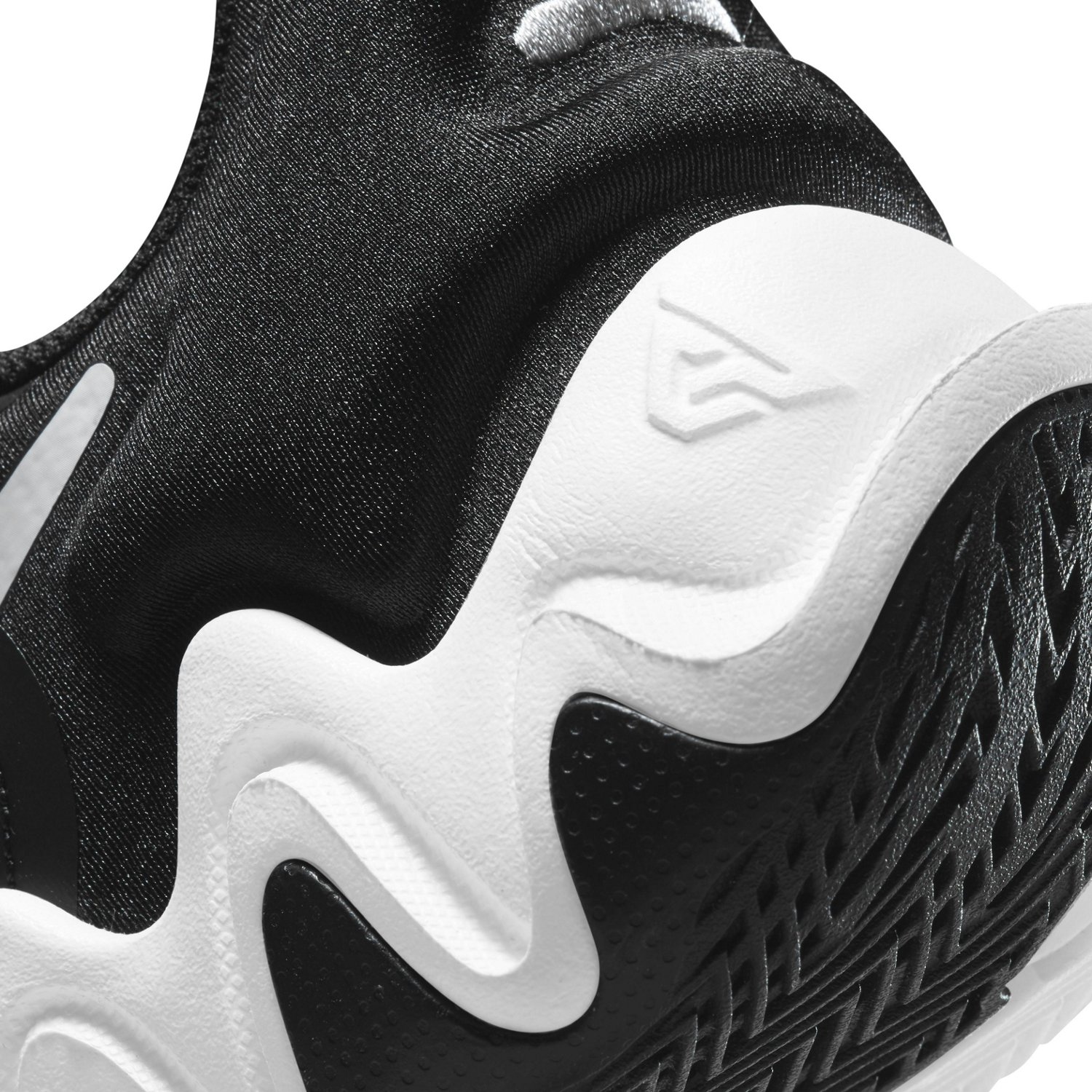 Nike Kids' Giannis Immortality Grade School Basketball Shoes Academy