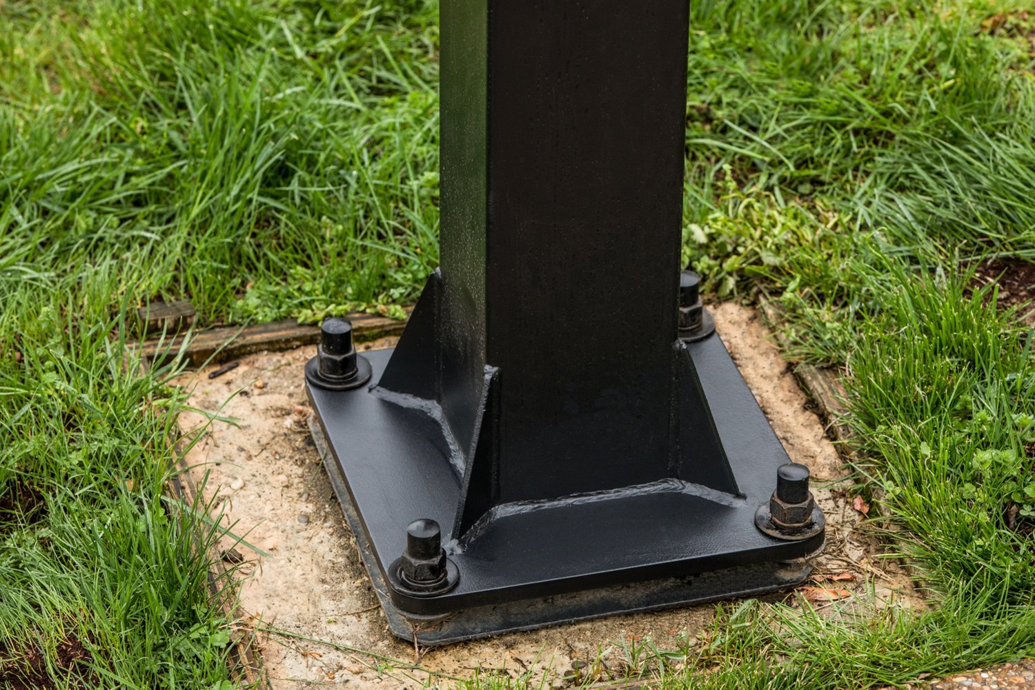 Goalrilla 8 in Basketball Hoop Anchor - view number 7