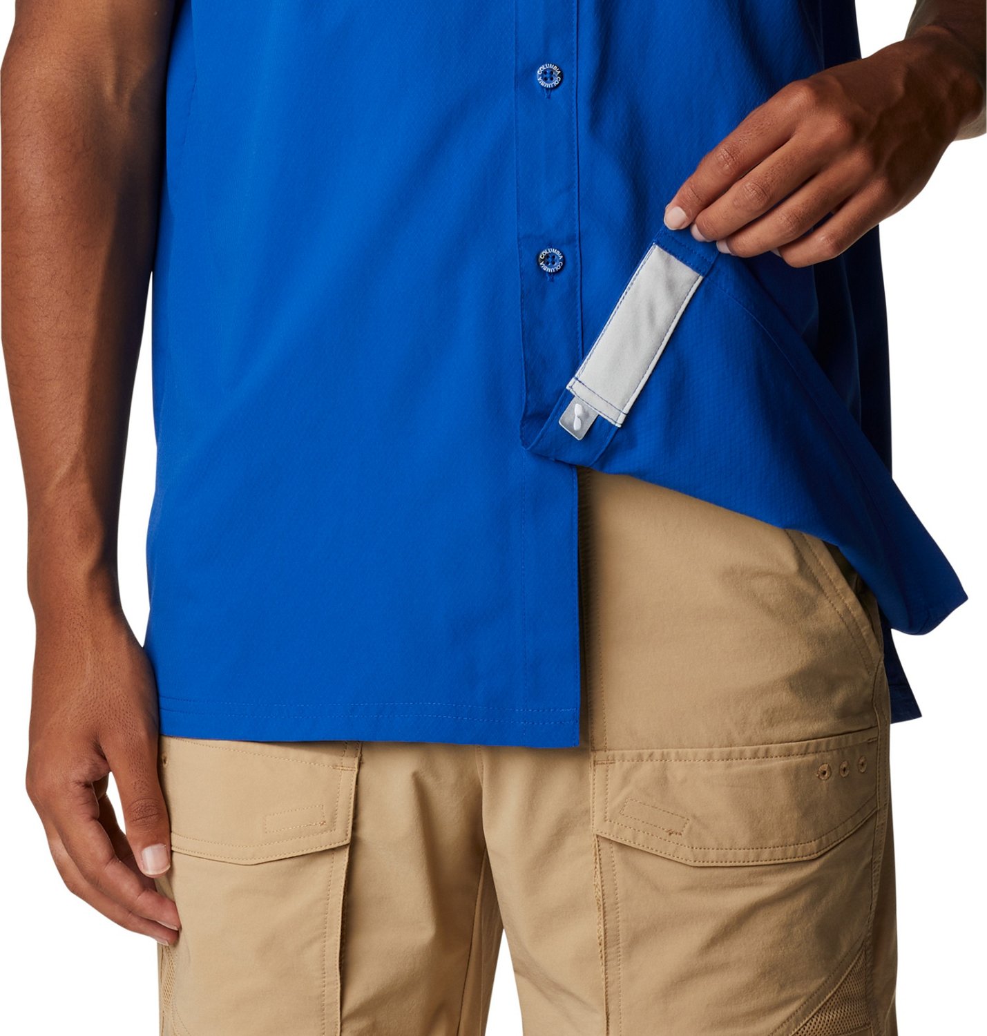Columbia Sportswear Men's University of Florida Slack Tide Flag Camp Button Down Shirt  - view number 6