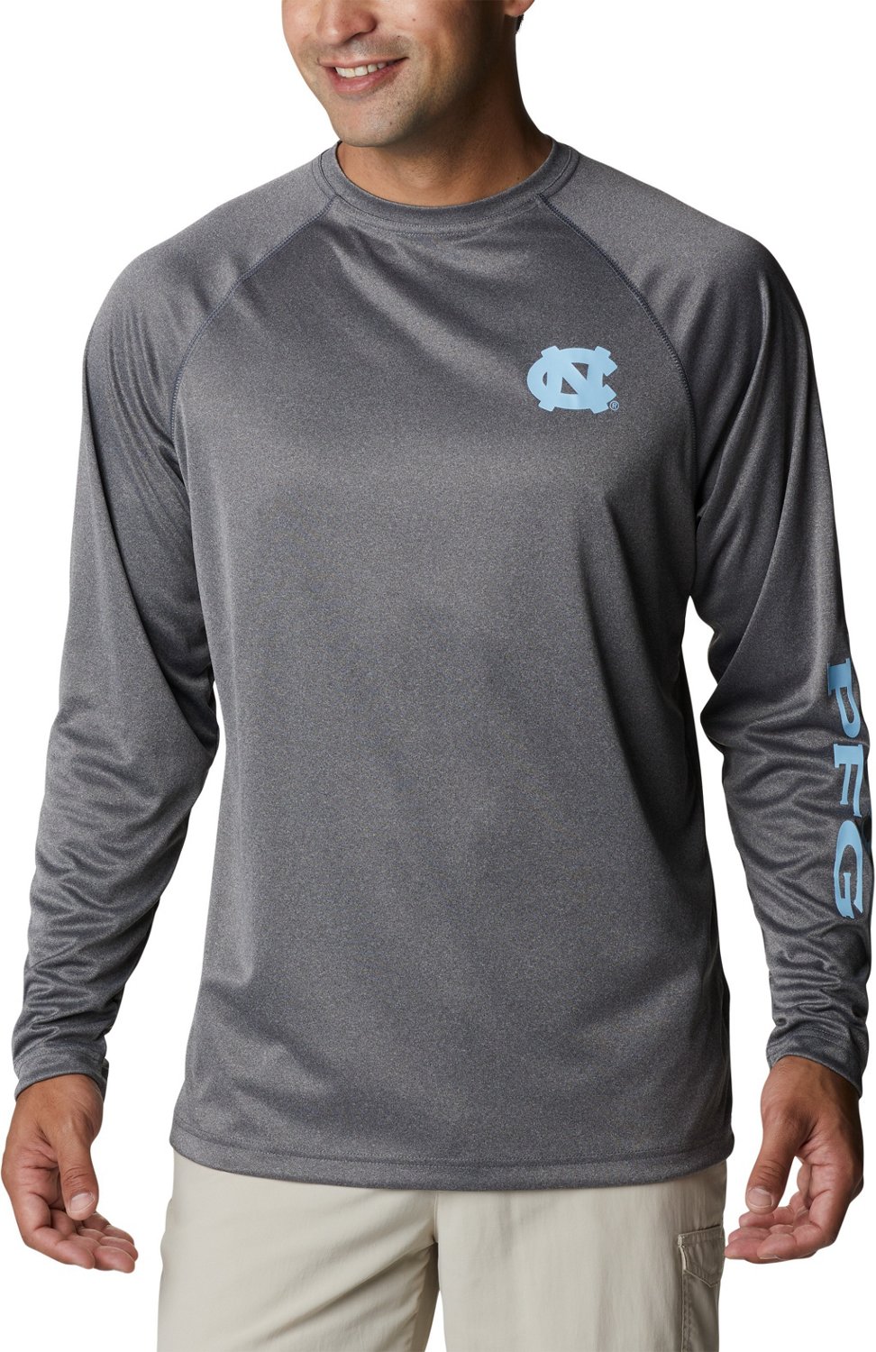 Columbia Sportswear Men's University of North Carolina Terminal Tackle Shirt - view number 1