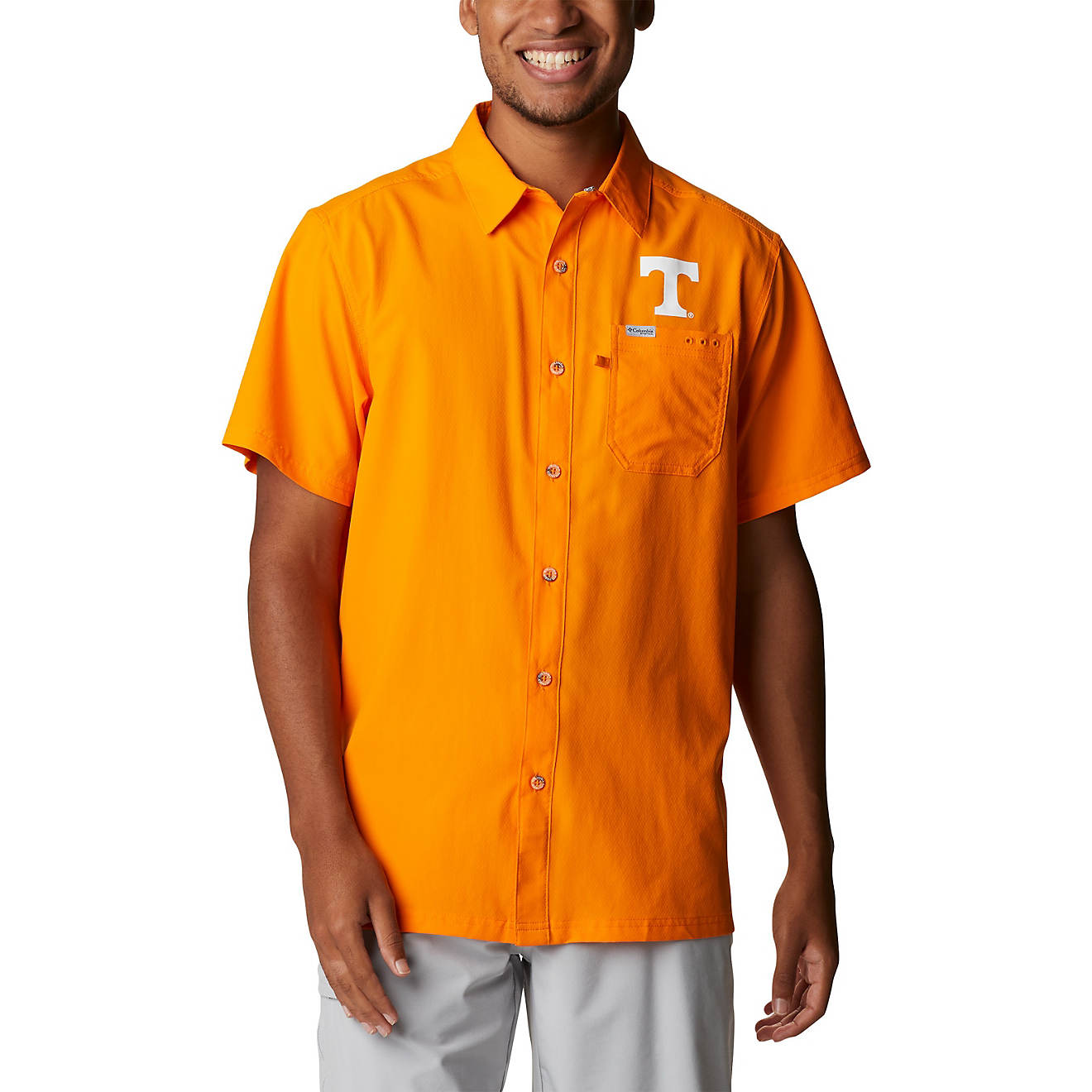 Columbia Sportswear Men's University of Tennessee Slack Tide Flag Camp Button Down Shirt                                         - view number 1