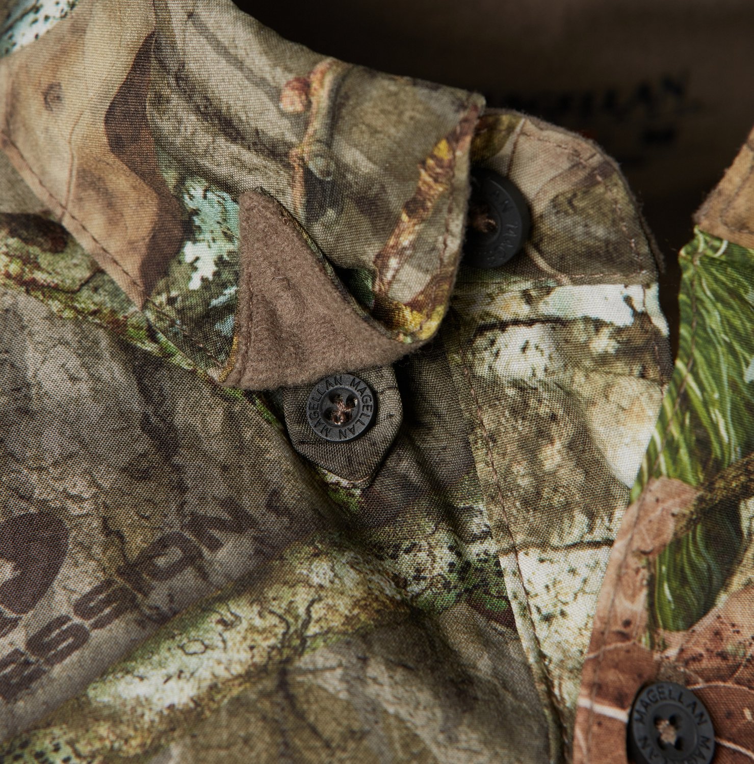Magellan Outdoors Men's Eagle Pass Deluxe Button-Down Long Sleeve Hunting Shirt                                                  - view number 6