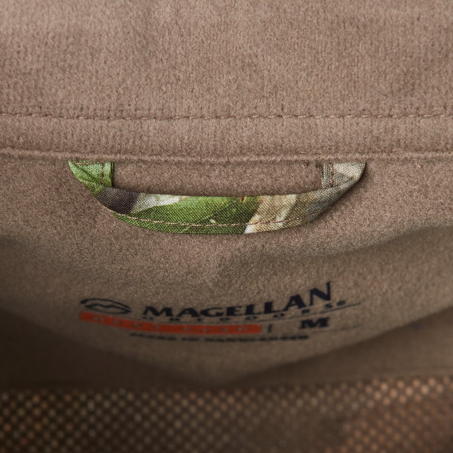 Magellan Outdoors Men's Eagle Pass Deluxe Button-Down Long Sleeve Hunting Shirt                                                  - view number 7
