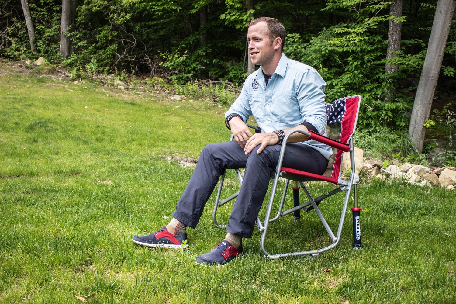 Academy folding rocking online chair