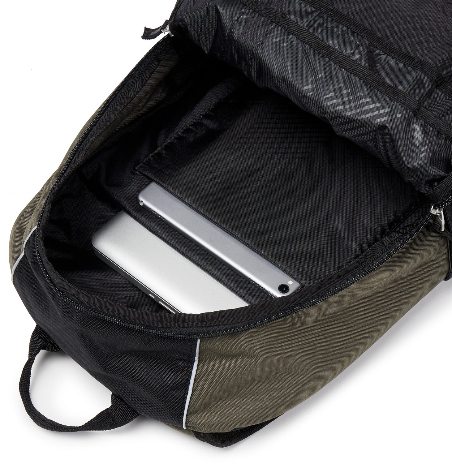 Oakley Enduro 3.0 20L Backpack Academy