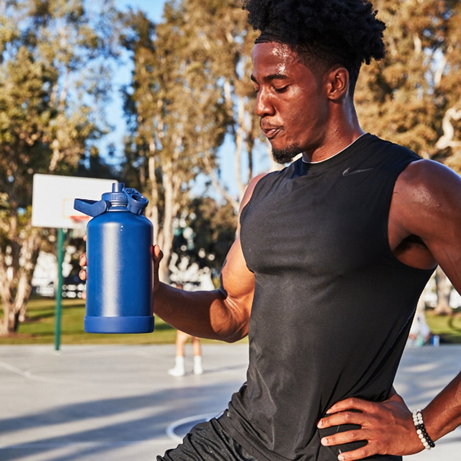 Takeya Actives Insulated Spout Lid 64 oz Wide Handle Water Bottle - view number 4