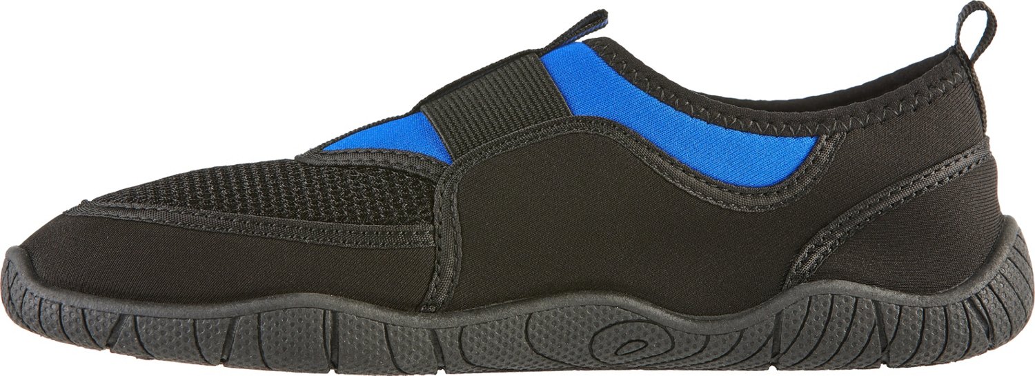 O Rageous Boys Drainage Aquasock Water Shoes Academy