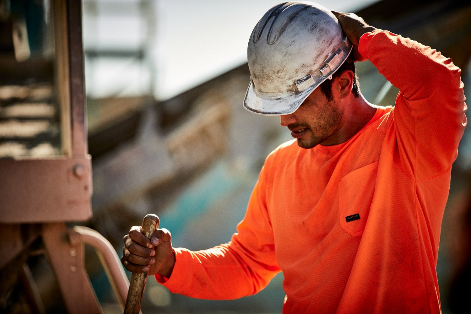 Ariat Men's Rebar HeatFighter Long Sleeve T-shirt - view number 5