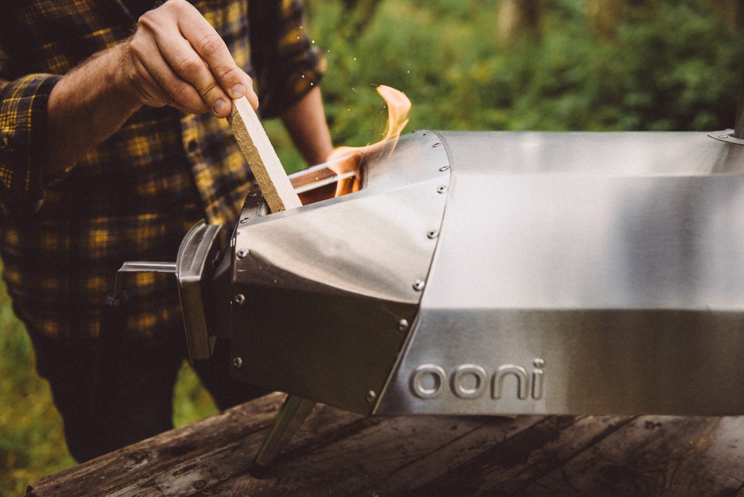 Ooni Karu Wood and Charcoal-Fired Portable Pizza Oven