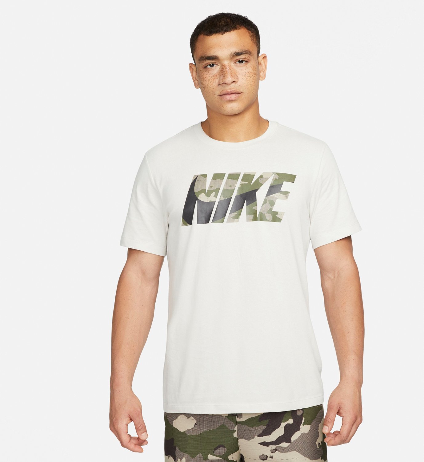Nike Men's DriFIT Graphic Training Tshirt Academy