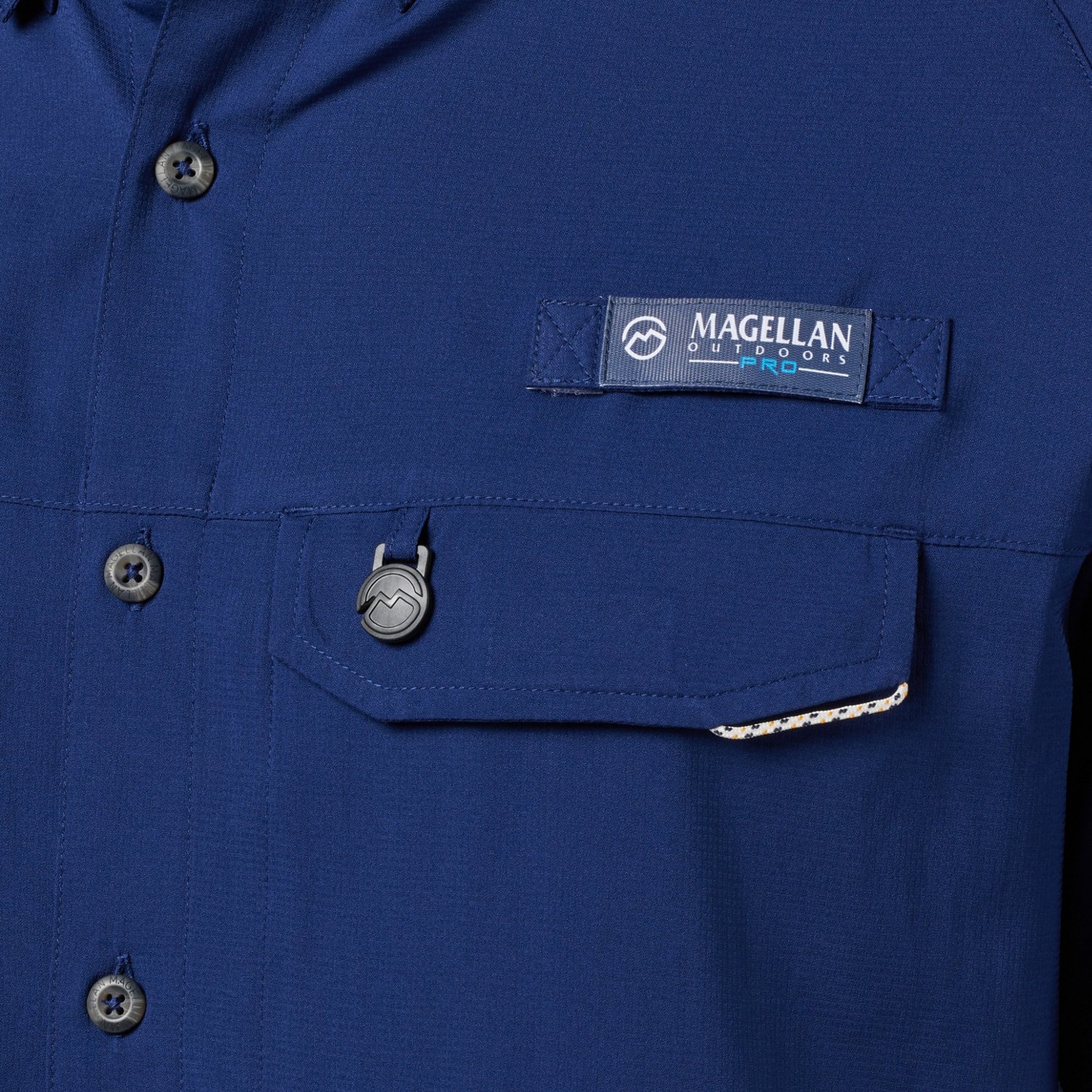 Magellan Outdoors Men's Pro Fish Short Sleeve Fishing Button-Down Shirt - view number 3