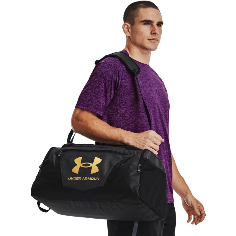 Under Armour Undeni… - image