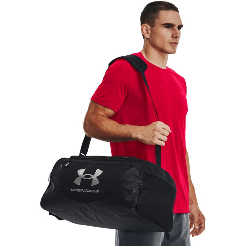 Under Armour Undeni… - image