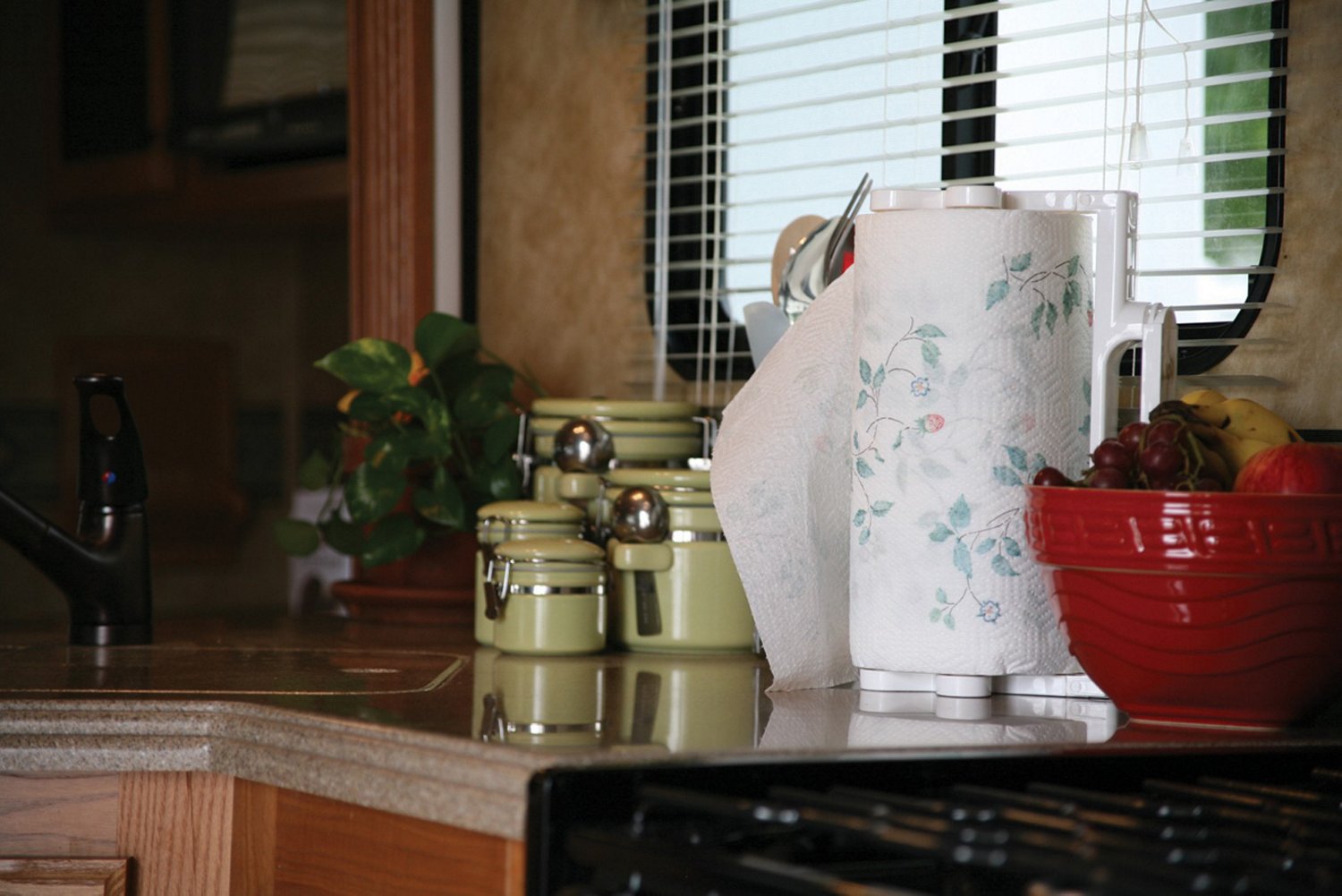 Camco RV Pop-A-Towel                                                                                                             - view number 1