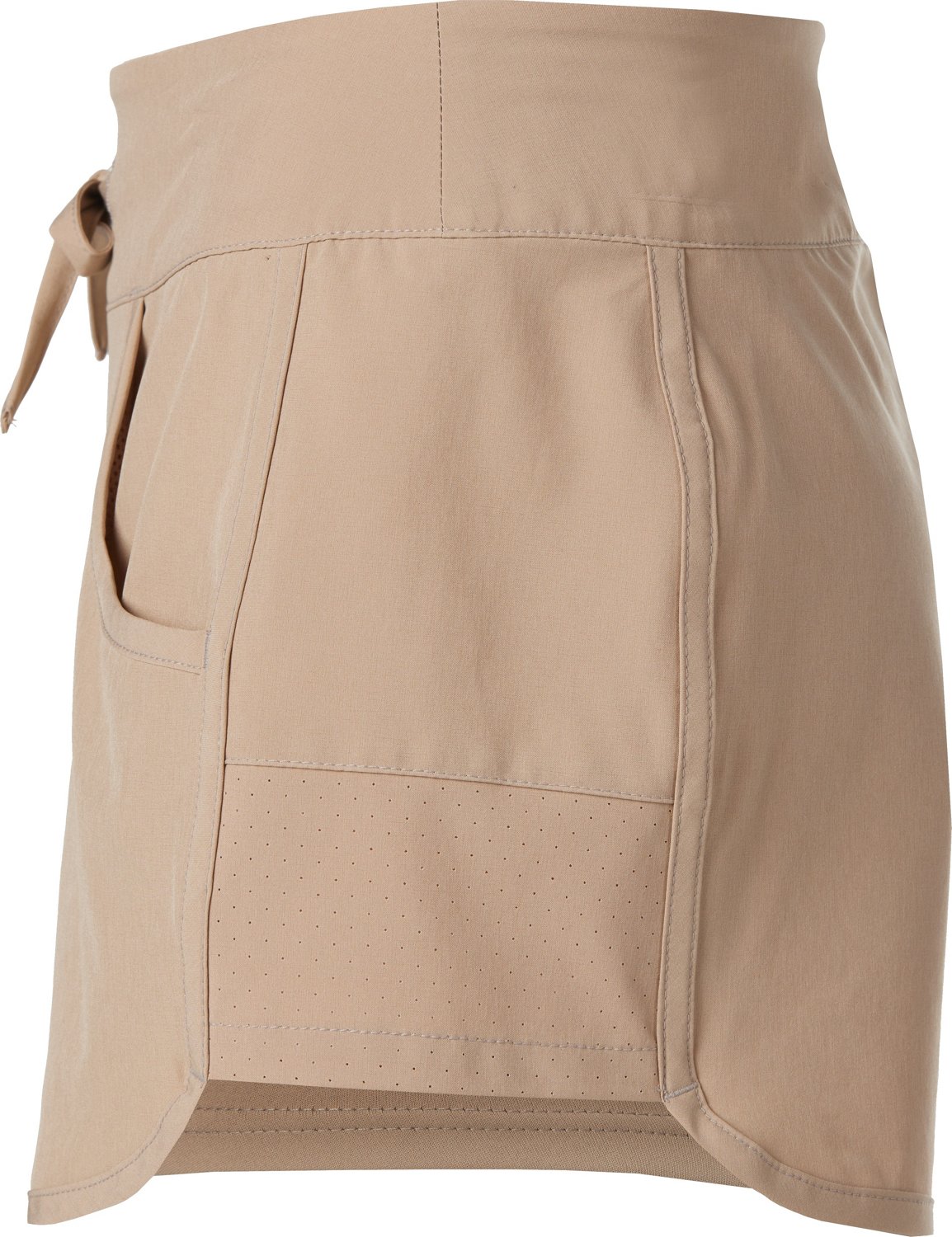 Magellan Outdoors Women's Caddo Lake Fishing Shorts Academy