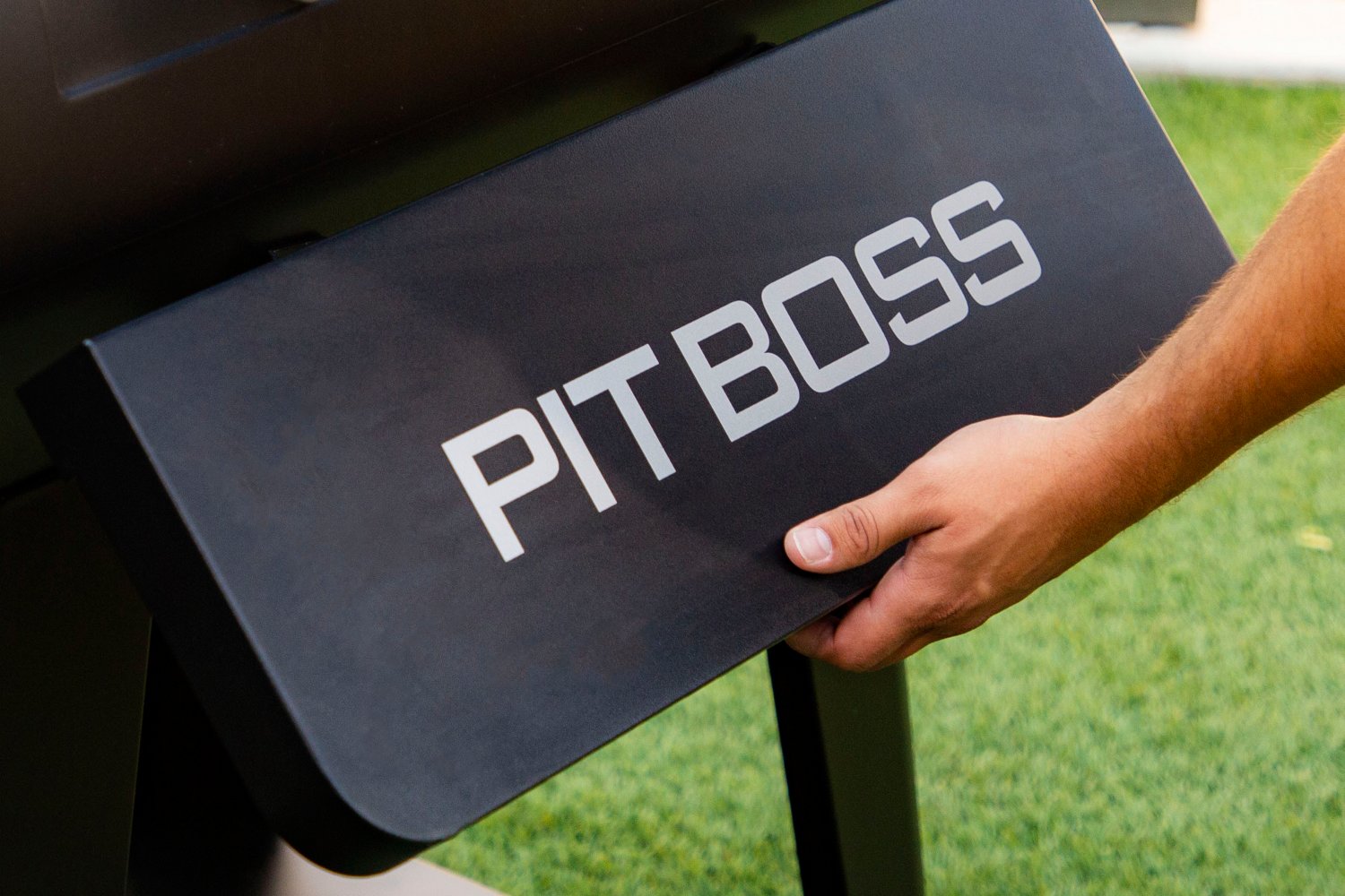 Pit Boss 1600 Competition Series Pellet Grill Academy
