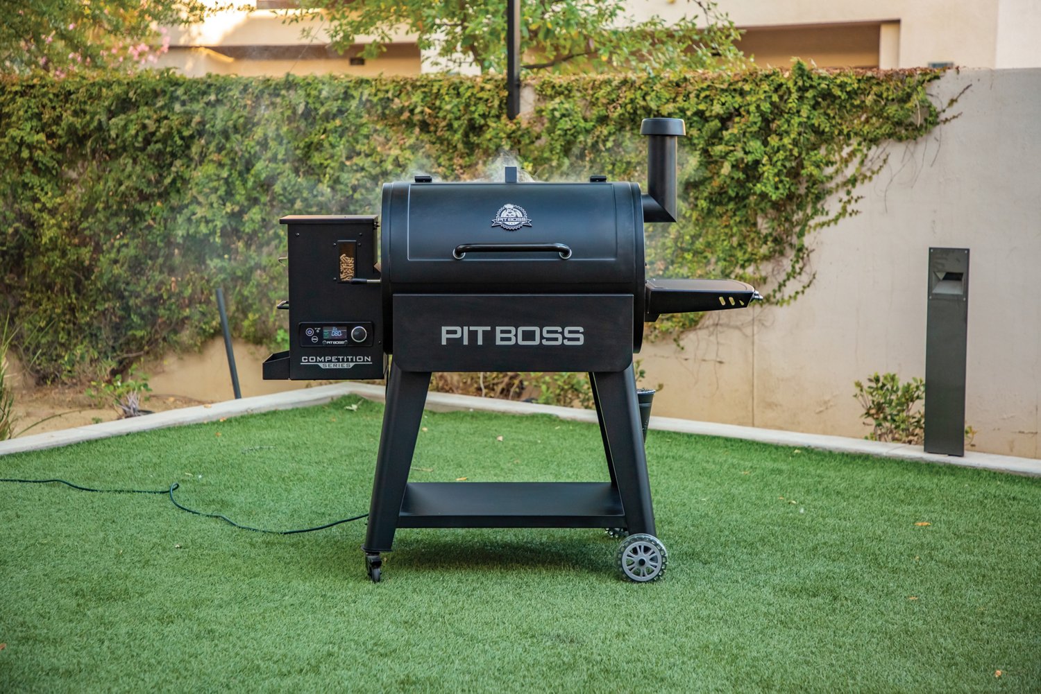 NEW Pit Boss Wood Pellet Grill and Smoker 820FB1 - appliances - by