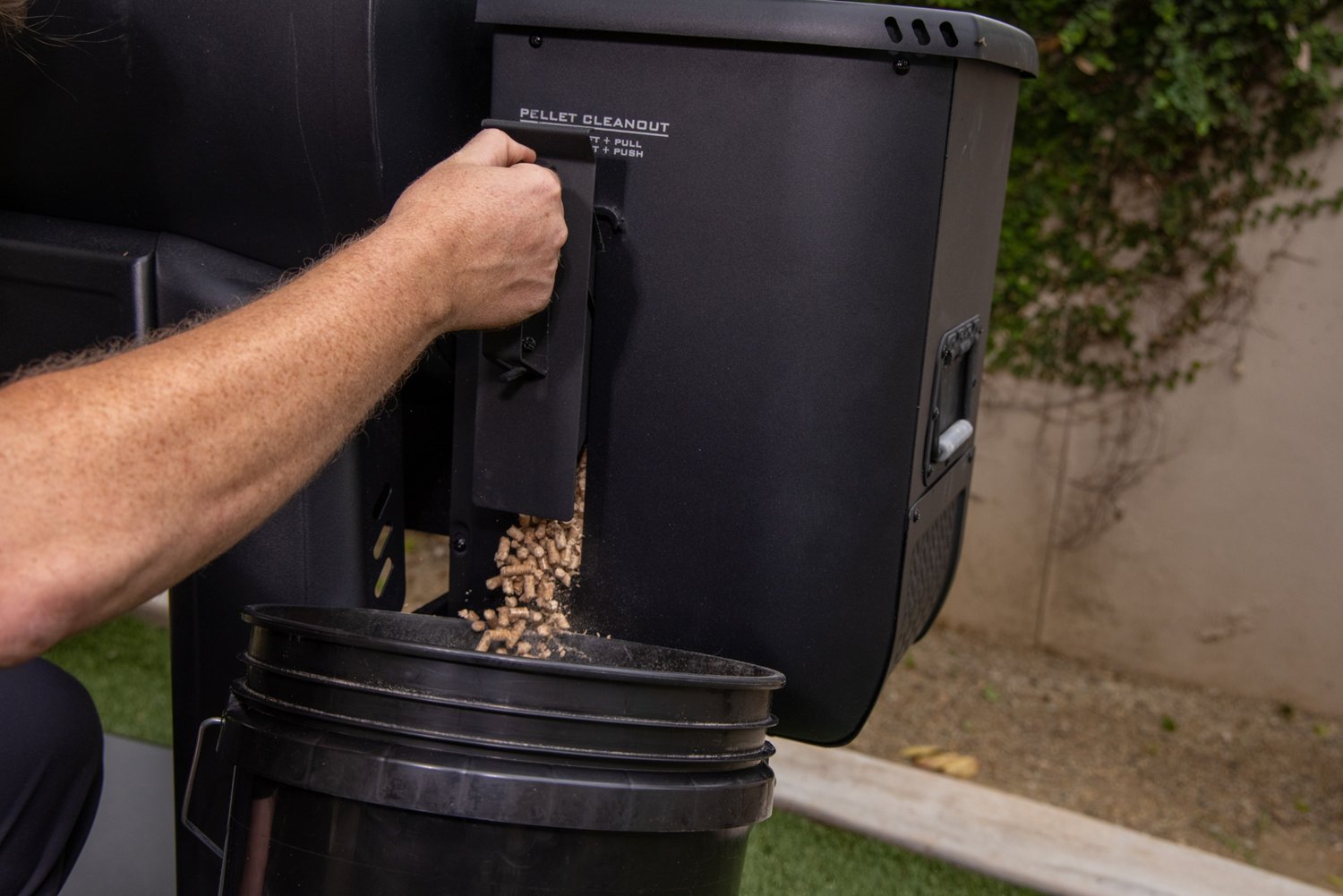 Pit Boss 1600 Competition Series Pellet Grill Academy