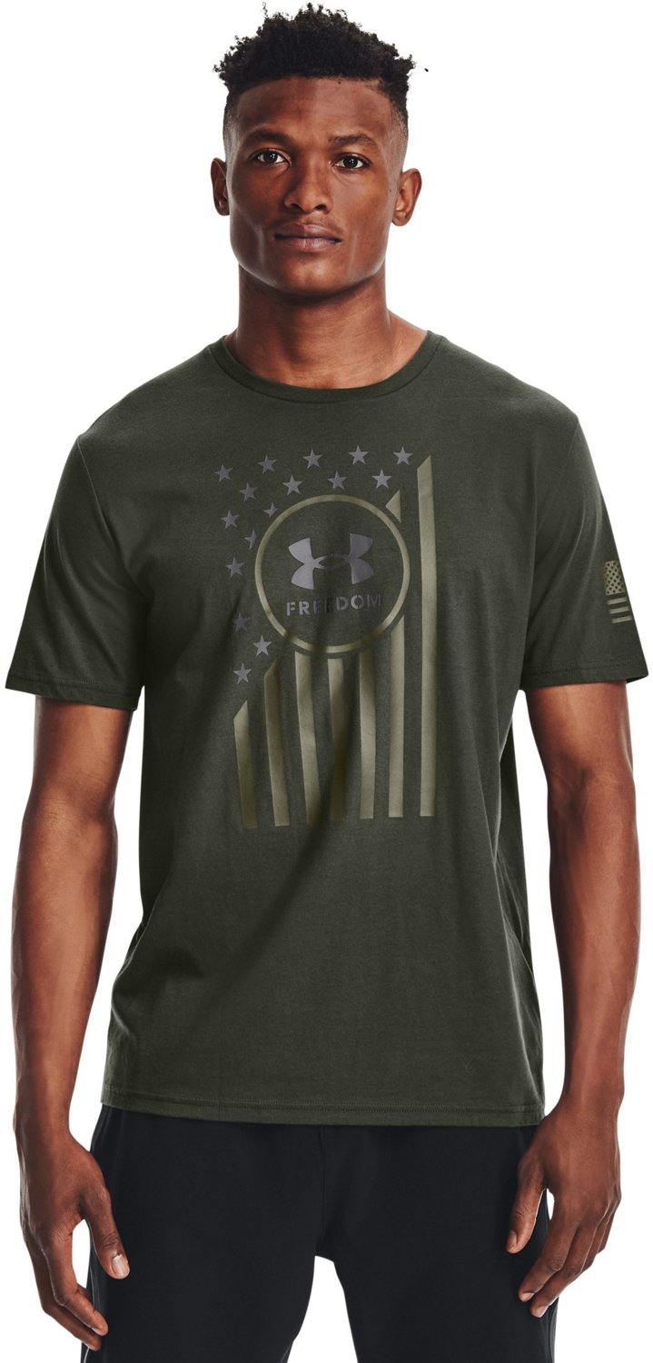 Under Armour Men's Freedom Chest Flag Graphic Short Sleeve T-shirt