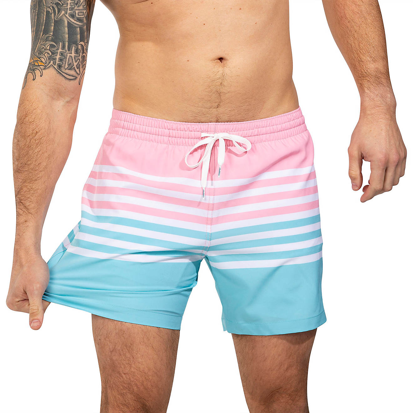 Chubbies Men's On The Horizon Lined Stretch Swim Trunks 5.5 in | Academy